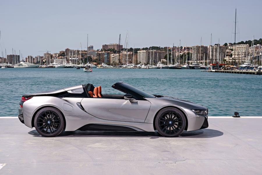  BMW i8 Roadster (I15) 2018 года  (WW) (фото 115 из 198)